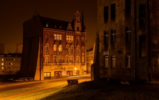 Nachtbeeld van Bytom - symbool van (limbische) ondermijning